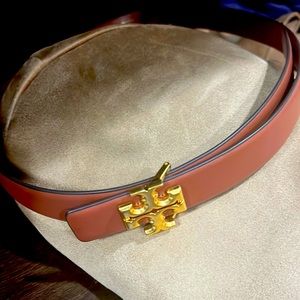 Tory Burch tan leather belt. Never worn. Don’t have original receipt.